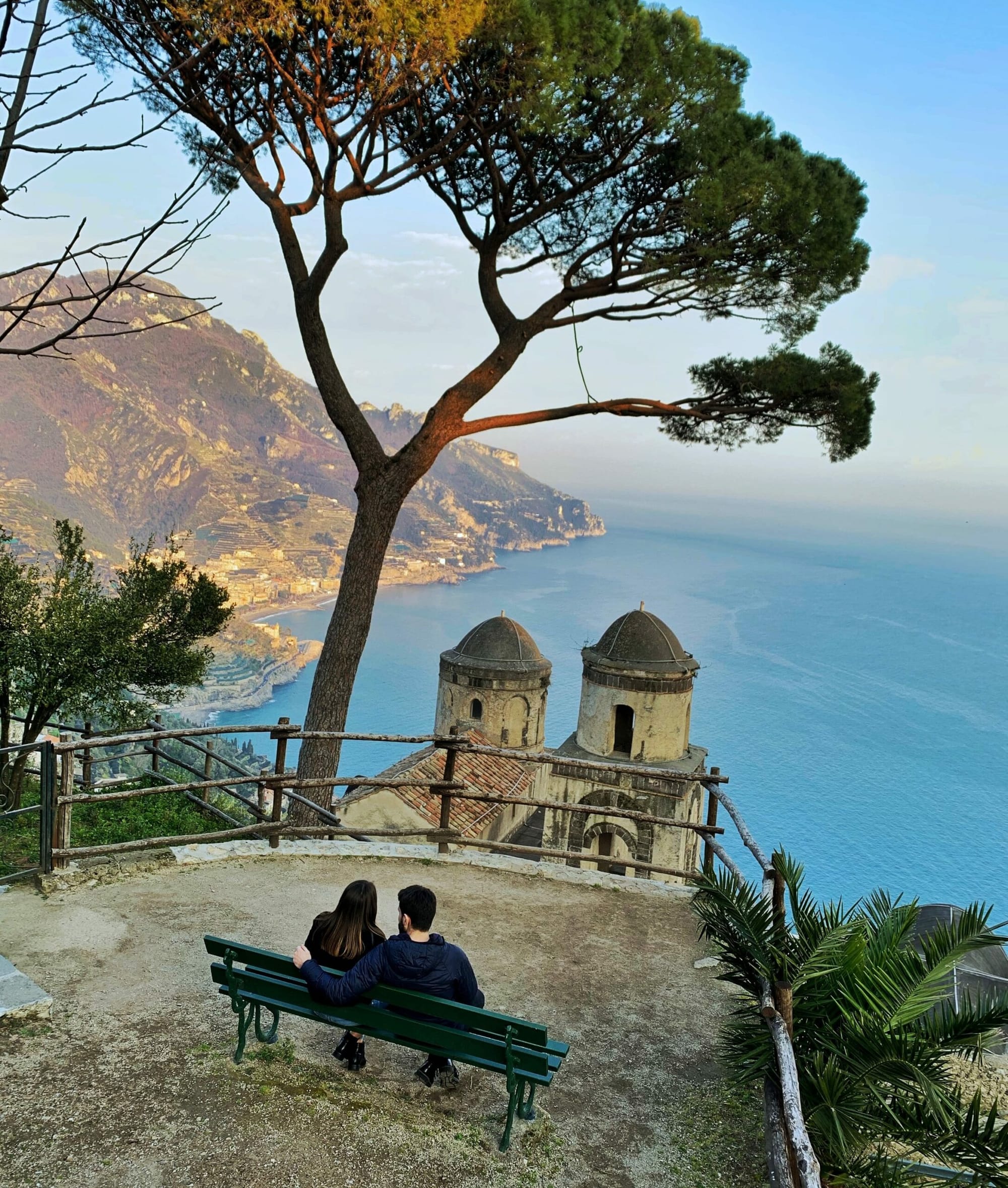 Фотографии с Виллы Руфоло и весенний закат на перевале Кьюнзи