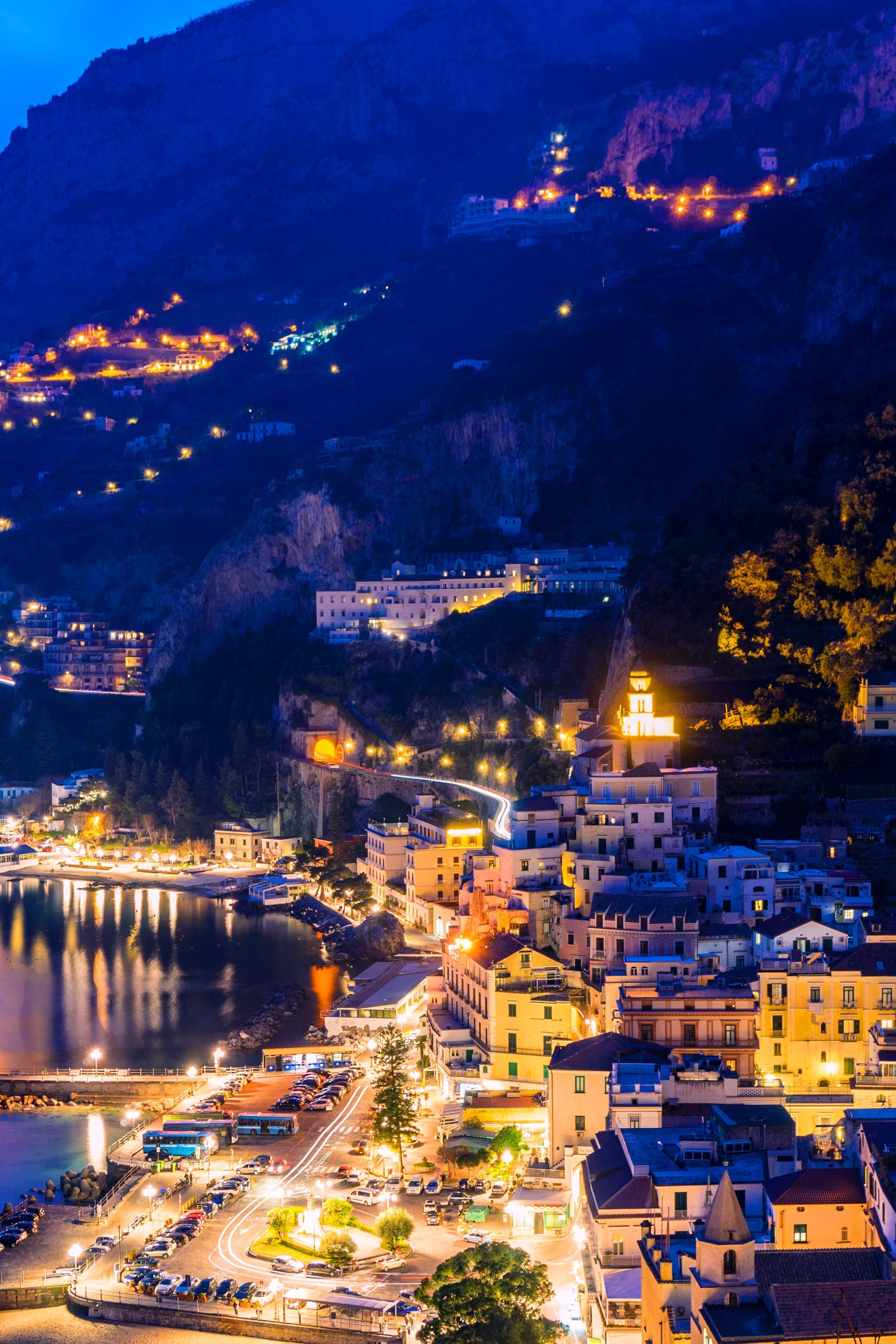 amalfi-by-night-cemetery