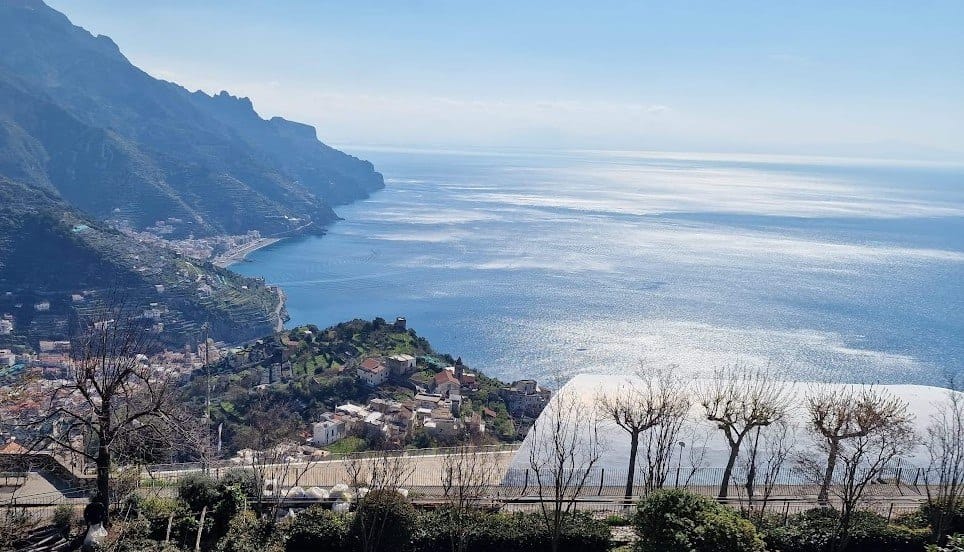 Вода на побережье Амальфи отличного качества — можно купаться