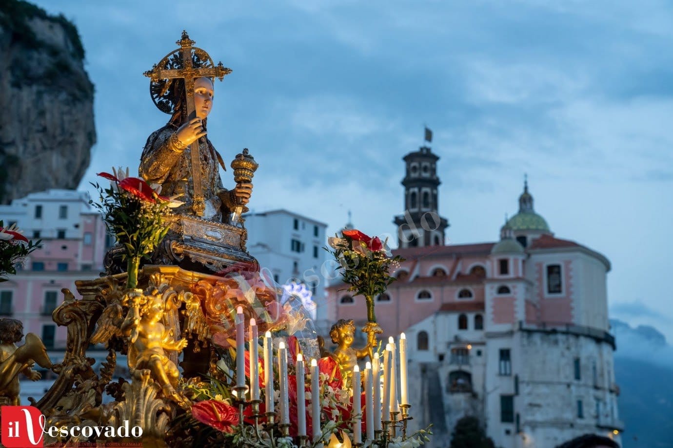Атрани готовится к празднику Santa Maria Maddalena: процессия, музыка и фейерверк 22 июля