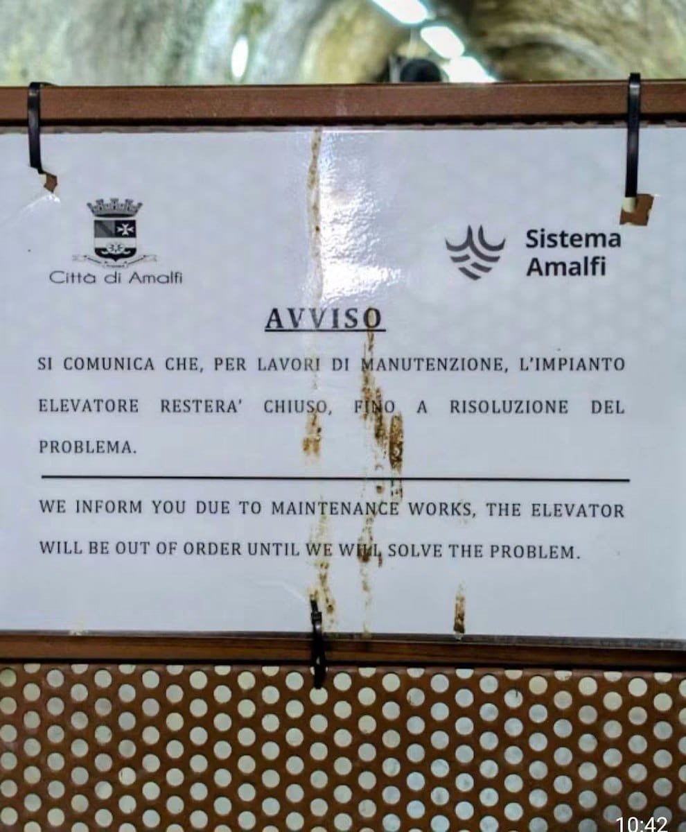 Лифт к монументальному кладбищу Амальфи
