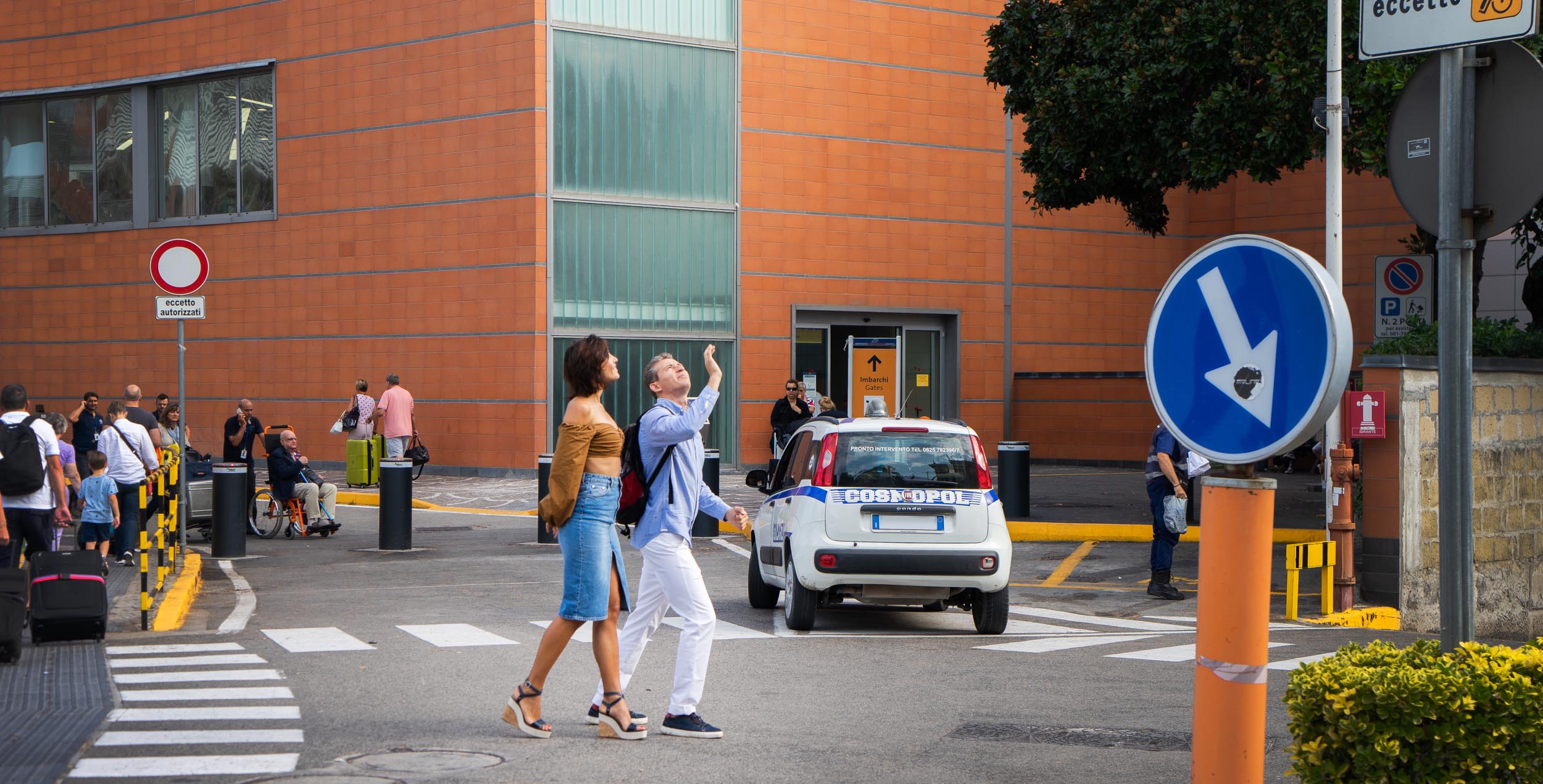 Бросание монеты в Неаполе