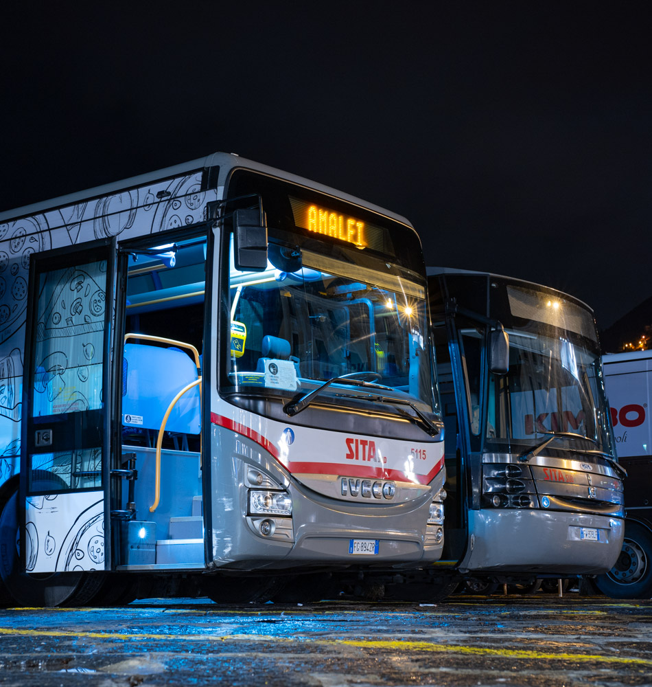 Автобус на побережье